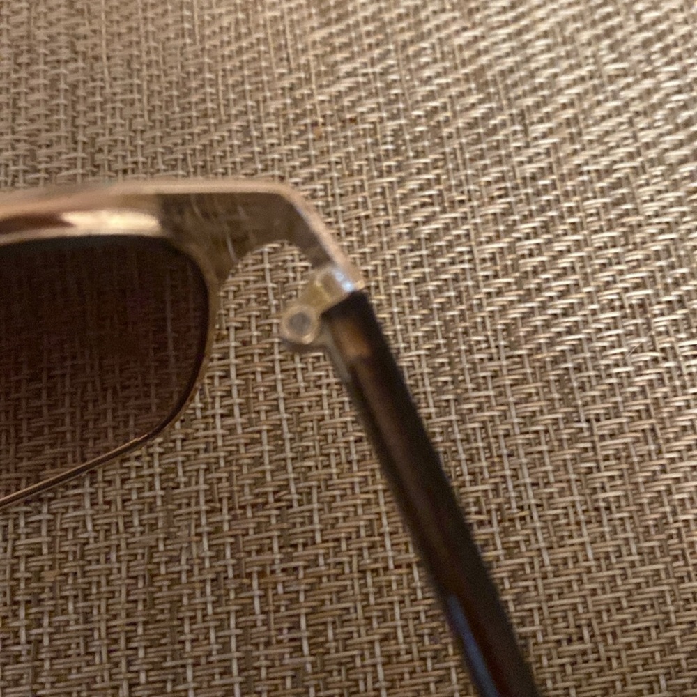 Sun glasses - Picture 6 of 9